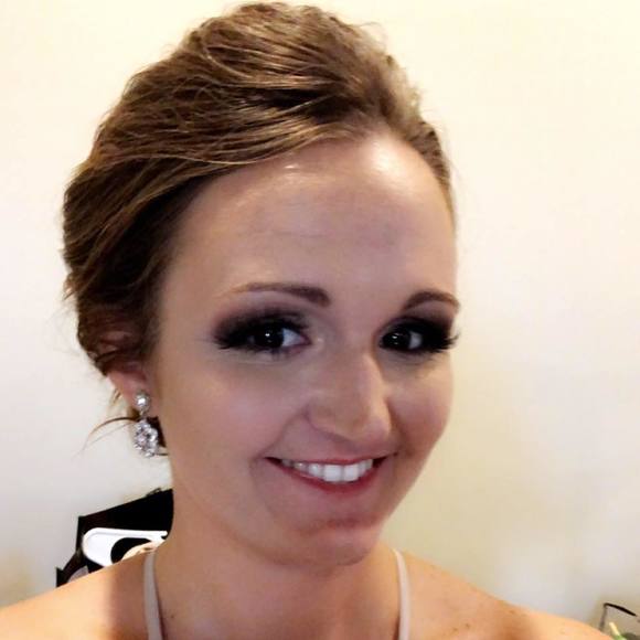 Meet your Posher, Whitney - Picture 1 of 1